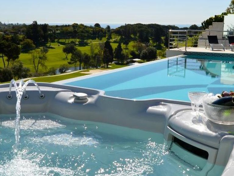 Villa for Sale in Marbella, Malaga 31