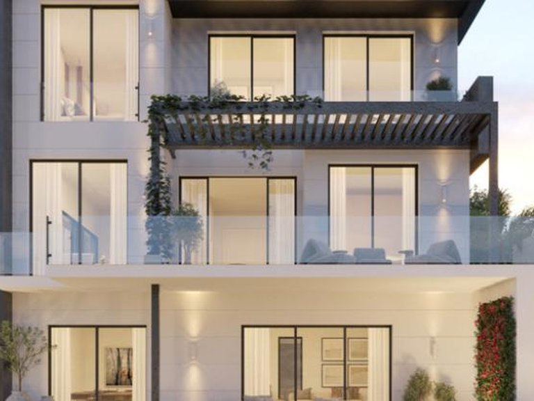 Villa for Sale in Estepona, Malaga 16