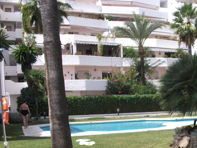 Apartment for Sale in Marbella, Malaga 15