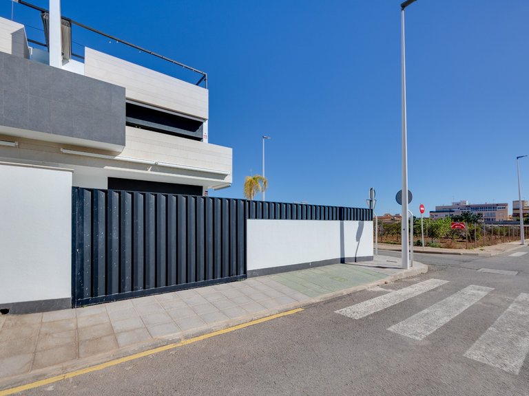 Villa for Sale in Costa Blanca Pilar De La Horadada, Alicante 10