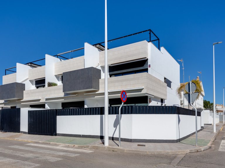 Villa for Sale in Costa Blanca Pilar De La Horadada, Alicante 8