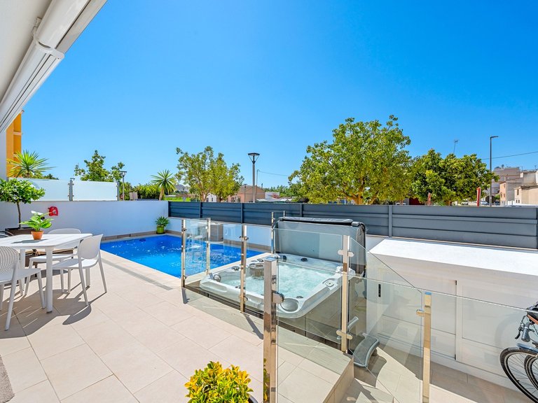 Town House for Sale in Costa Blanca Formentera Del Segura, Alicante 2