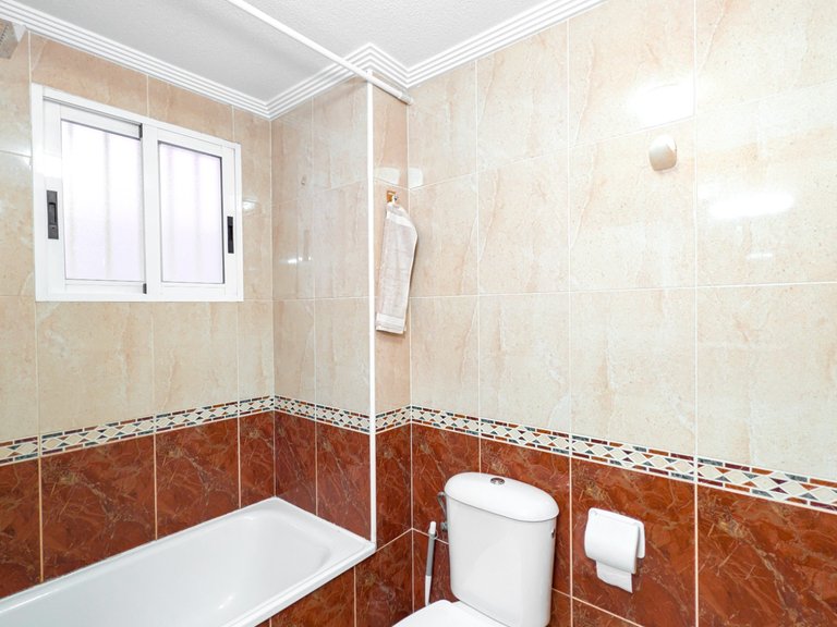 Apartment for Sale in Torrevieja, Alicante 20