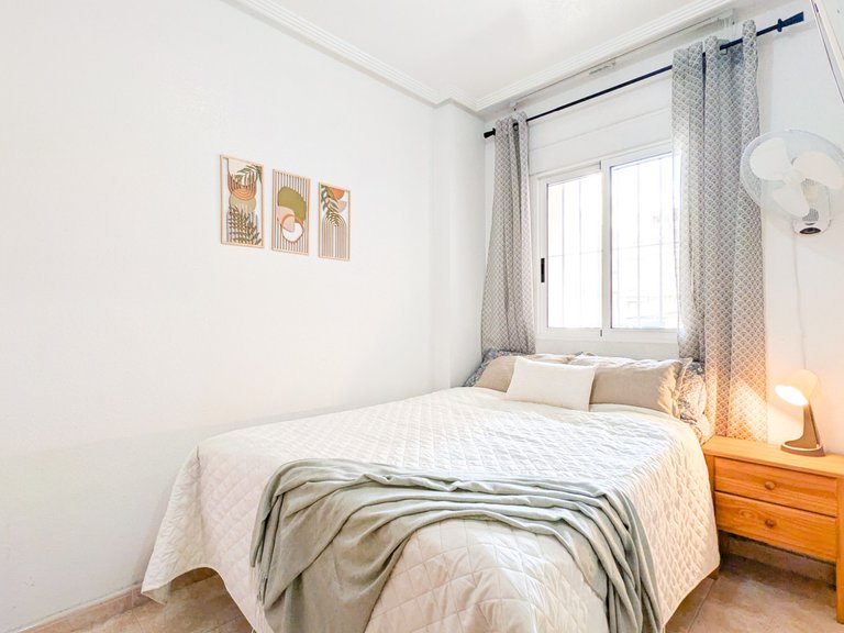 Apartment for Sale in Torrevieja, Alicante 23