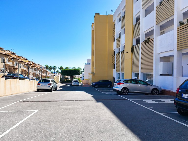 Apartment for Sale in Costa Blanca Orihuela Costa, Alicante 37