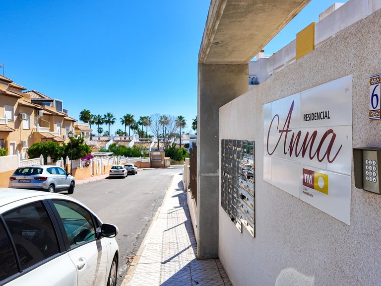 Apartment for Sale in Costa Blanca Orihuela Costa, Alicante 2