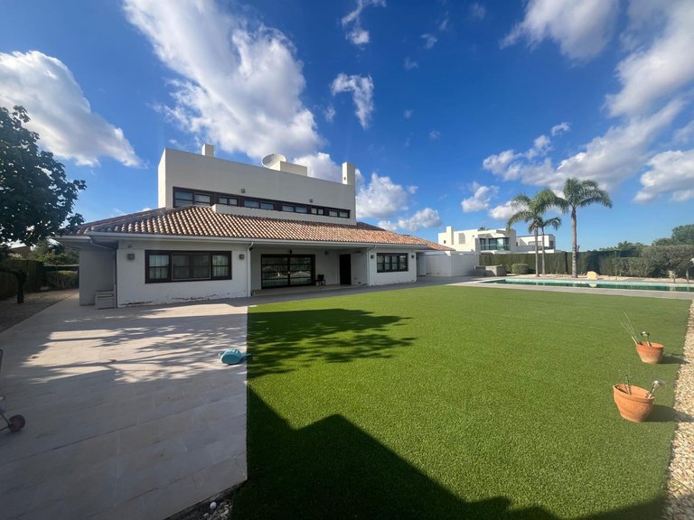 Villa for Sale in Inland Sucina, Murcia 1