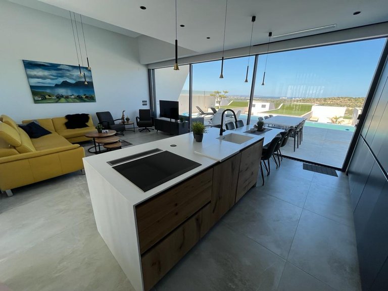 Villa for Sale in Inland Rojales, Alicante 3