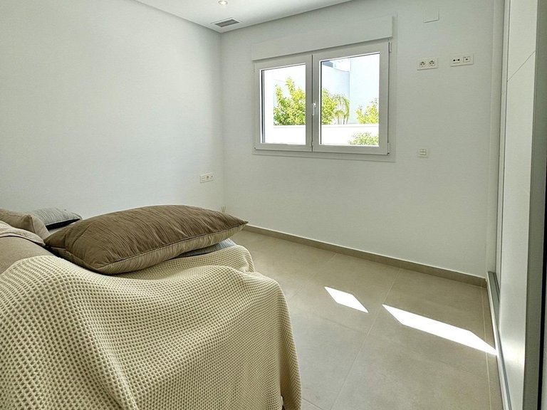 Villa for Sale in Benij&oacute;far, Alicante 19
