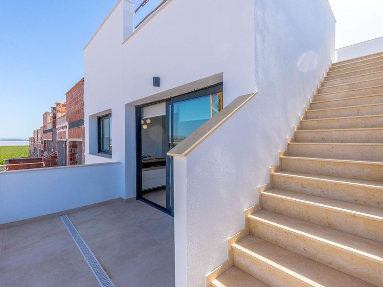 Penthouse for Sale in Torrevieja, Alicante 44