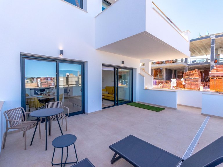 Penthouse for Sale in Torrevieja, Alicante 15