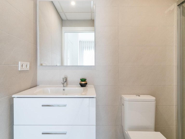 Apartment for Sale in Torrevieja, Alicante 32