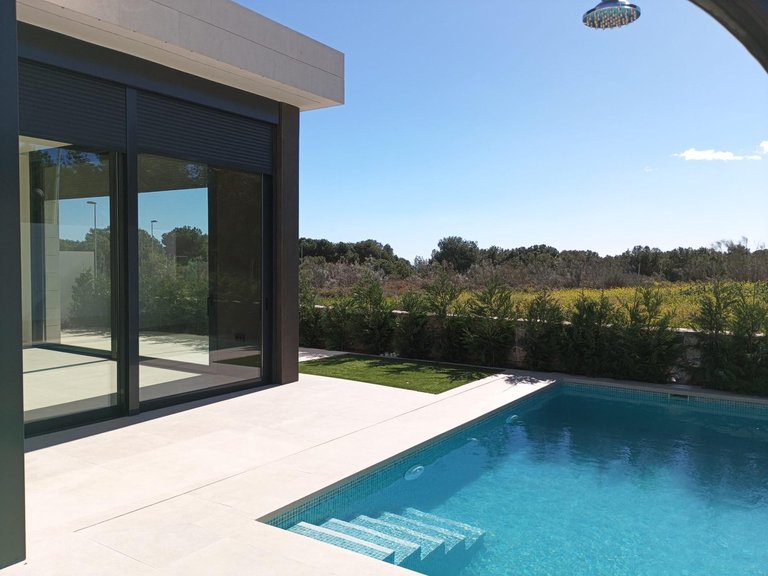 Villa for Sale in Pilar De La Horadada, Alicante 5