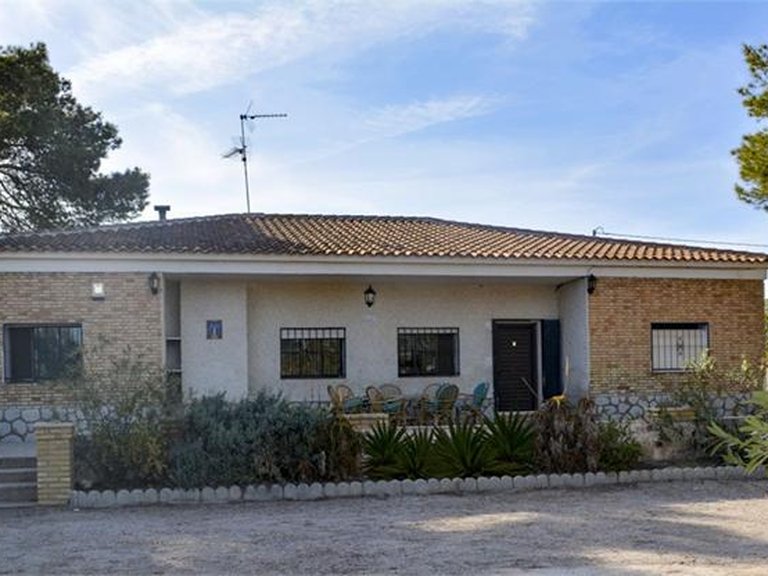 Villa for Sale in Los Alc&aacute;zares, Murcia 2