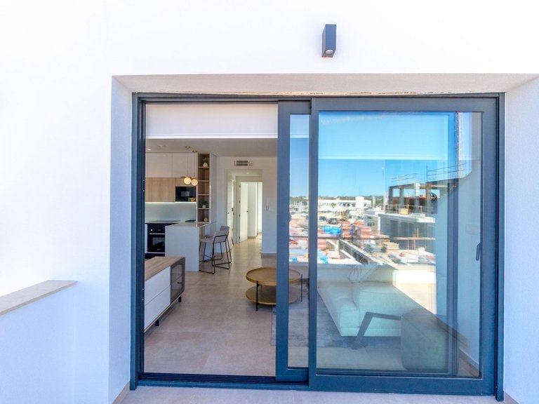 Penthouse for Sale in Torrevieja, Alicante 45