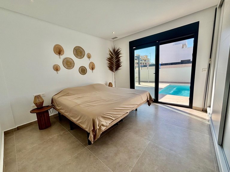 Villa for Sale in Rojales, Alicante 19