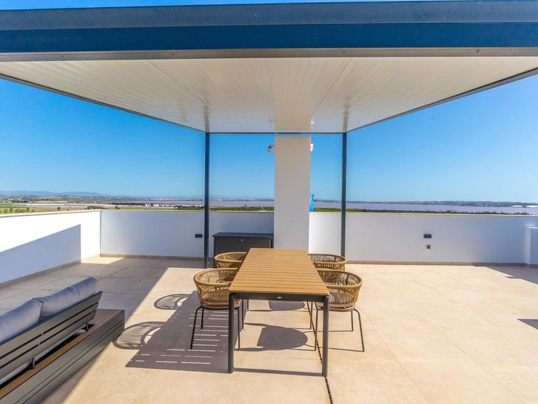 Penthouse for Sale in Torrevieja, Alicante 46