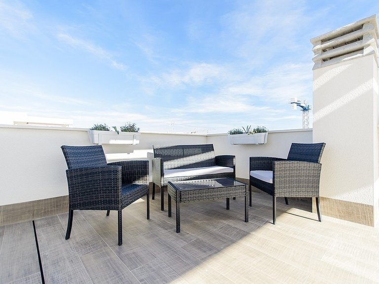 Villa for Sale in Los Montesinos, Alicante 40