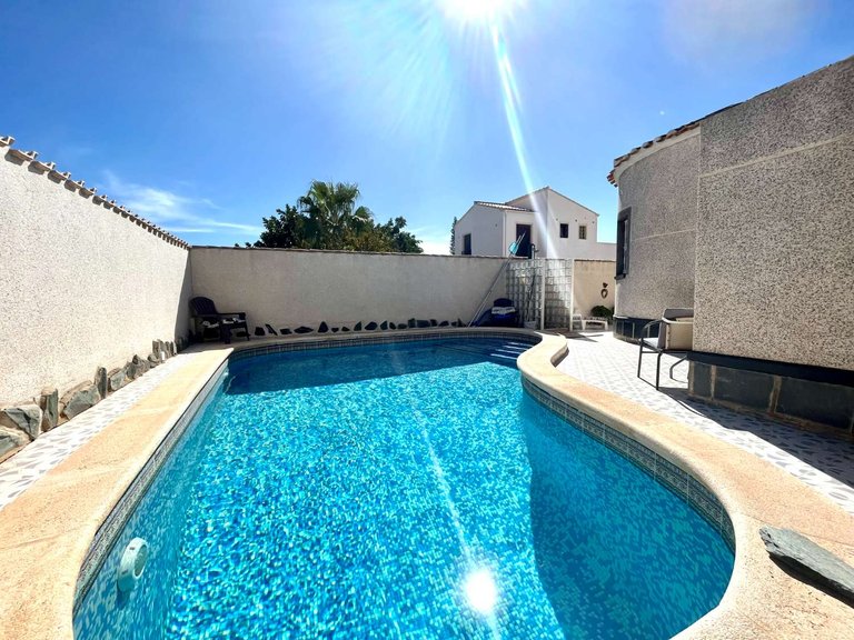 Villa for Sale in Orihuela, Alicante 3