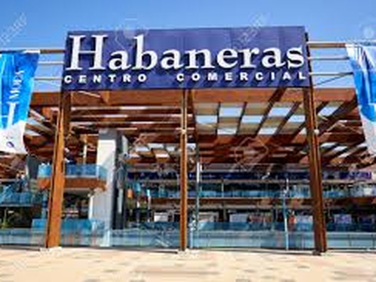 Commercial for Sale in Torrevieja, Alicante 23