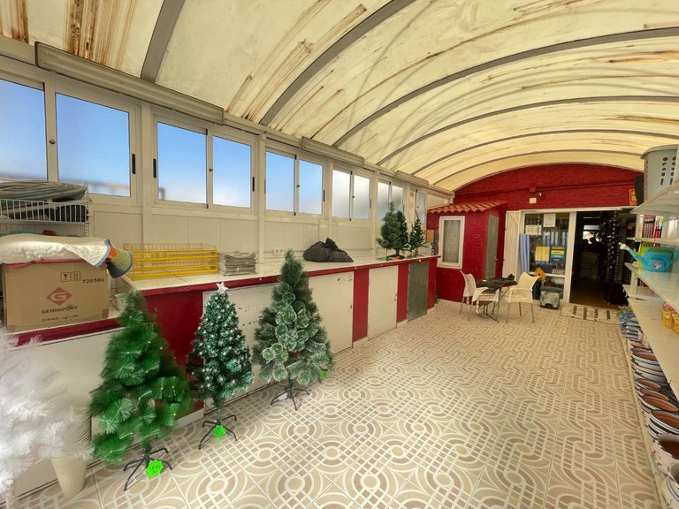 Commercial for Sale in Torrevieja, Alicante 4