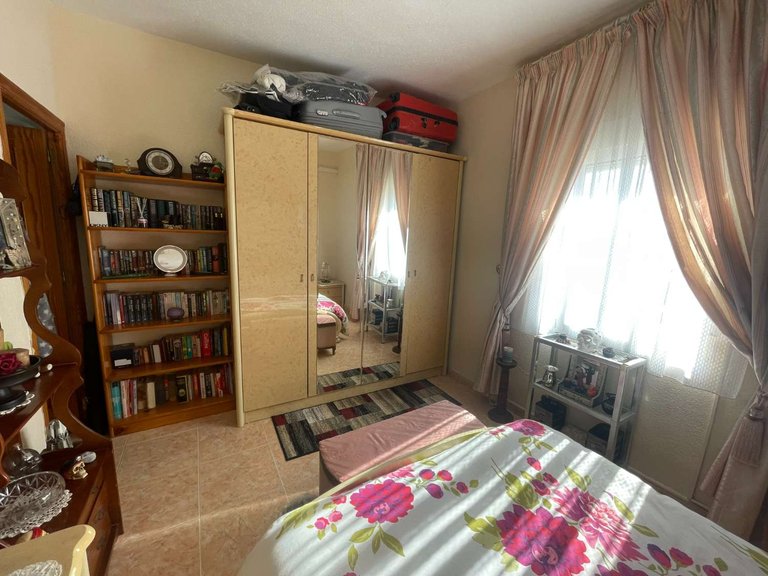 Commercial for Sale in Torrevieja, Alicante 20