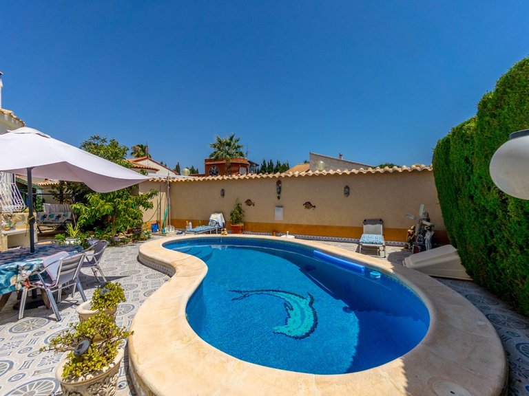 Villa for Sale in Orihuela, Alicante 3