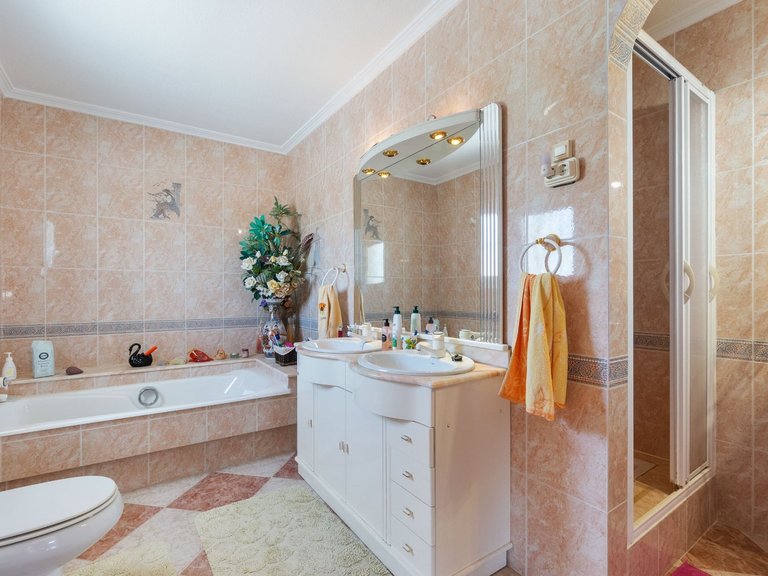 Villa for Sale in Orihuela, Alicante 20