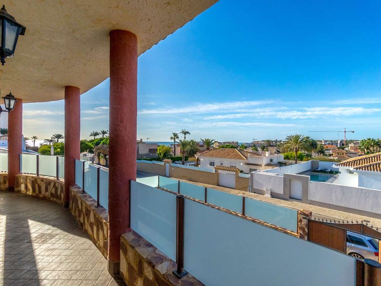 Villa for Sale in Orihuela, Alicante 25