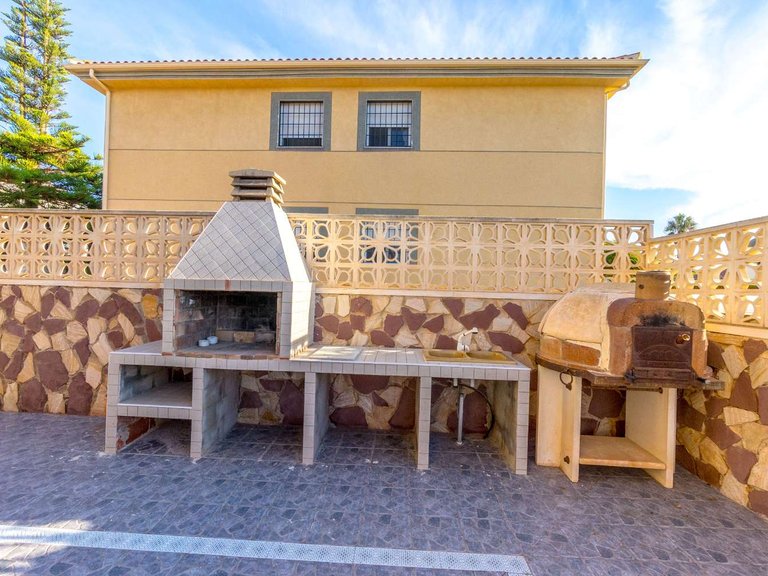 Villa for Sale in Orihuela, Alicante 43