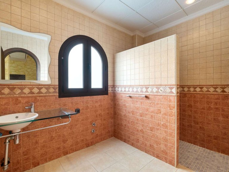 Villa for Sale in Orihuela, Alicante 34