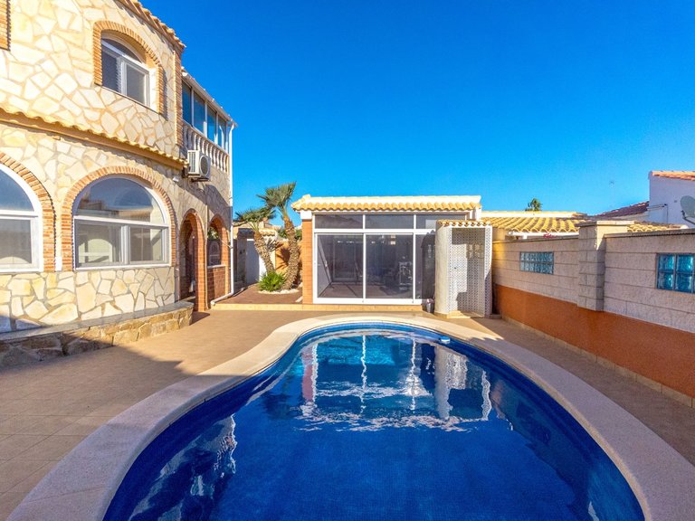 Villa for Sale in Orihuela, Alicante 1
