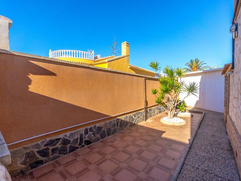 Villa for Sale in Orihuela, Alicante 9