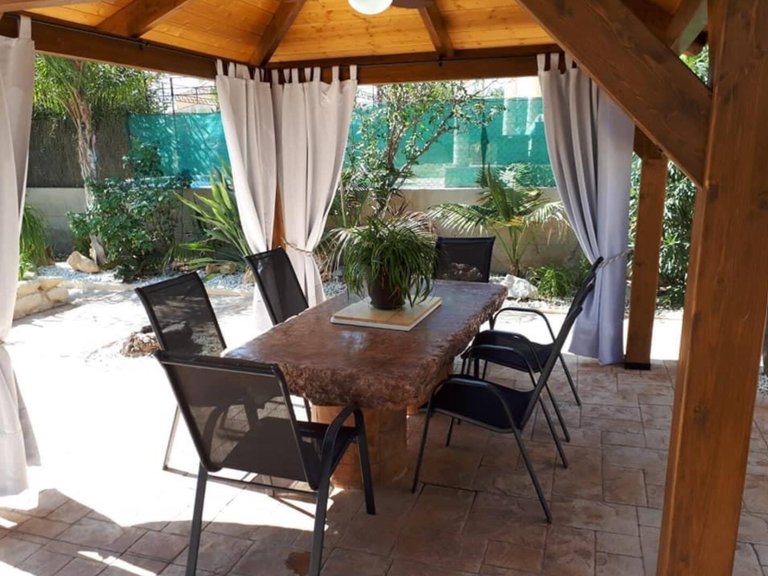 Villa for Sale in Mutxamel, Alicante 40