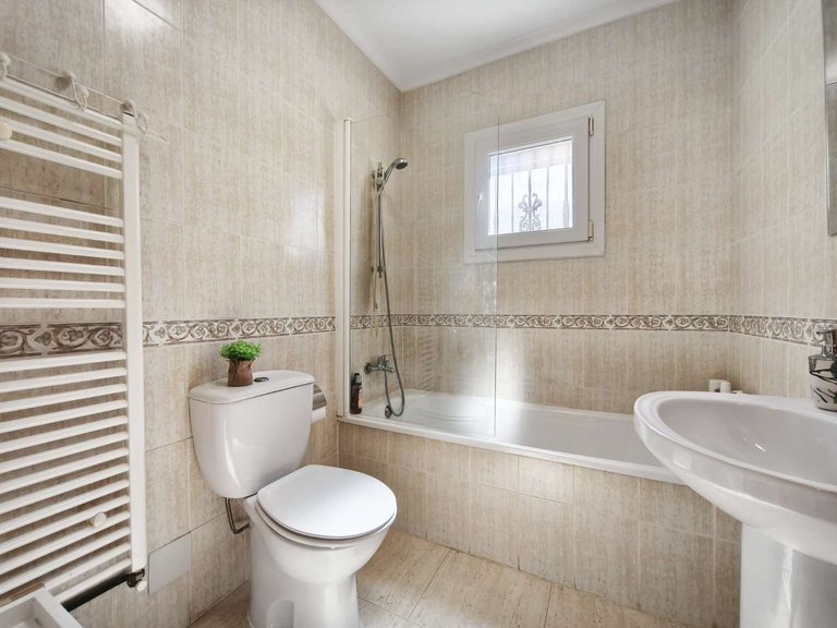 Villa for Sale in Orihuela, Alicante 12