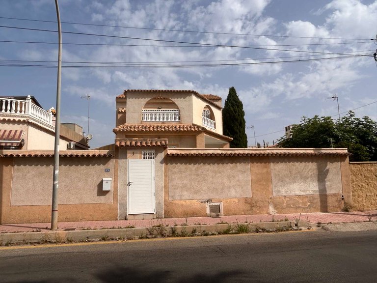 Villa for Sale in Orihuela, Alicante 37