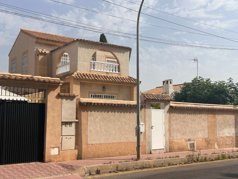 Villa for Sale in Orihuela, Alicante 38