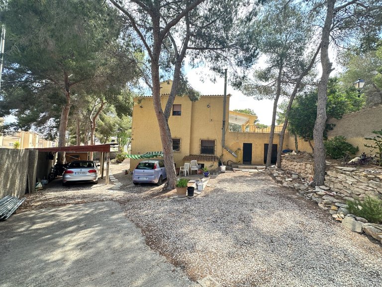 Villa for Sale in Orihuela, Alicante 31