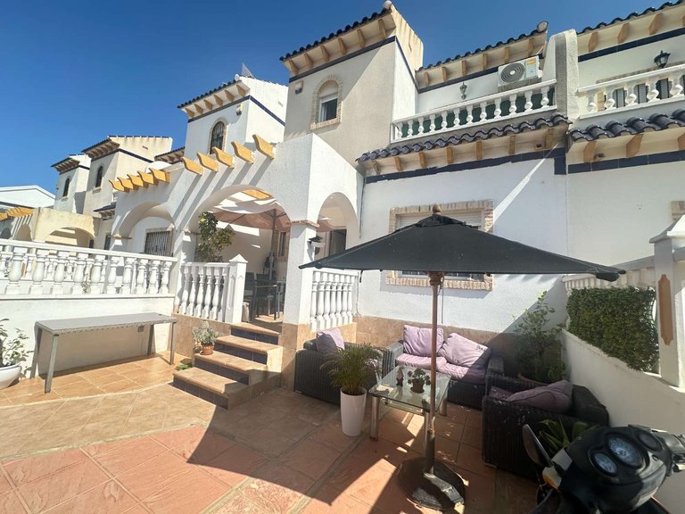 Town House for Sale in Orihuela, Alicante 2