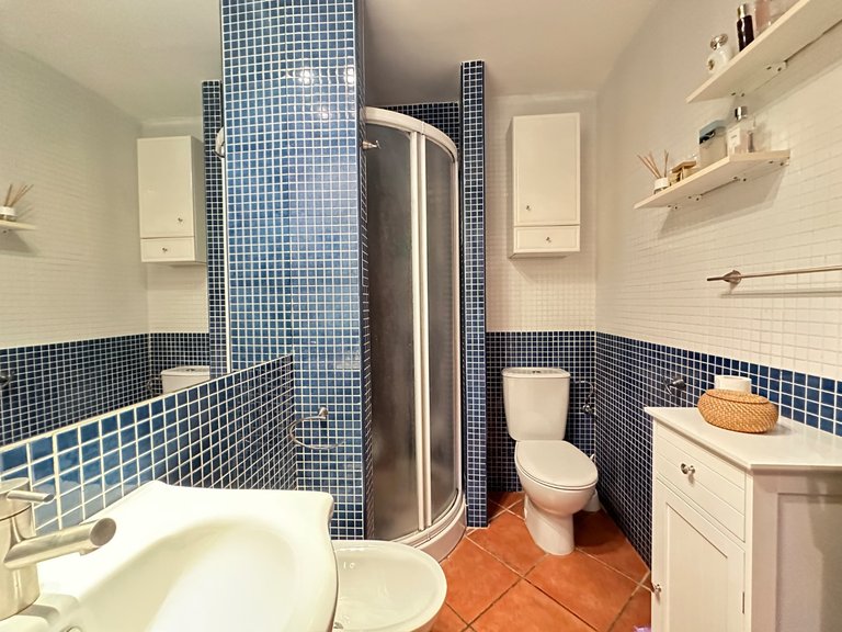 Apartment for Sale in Torrevieja, Alicante 18