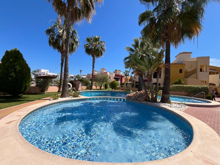 Apartment for Sale in Torrevieja, Alicante 23