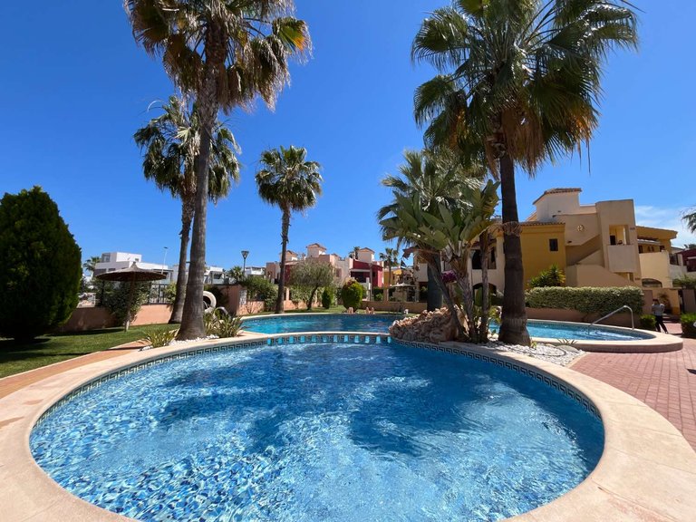Apartment for Sale in Torrevieja, Alicante 1
