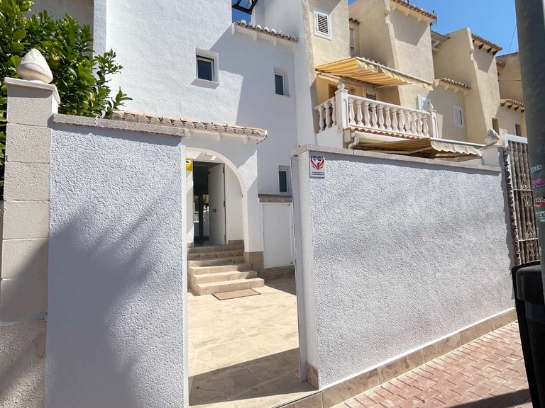 Town House for Sale in Torrevieja, Alicante 3