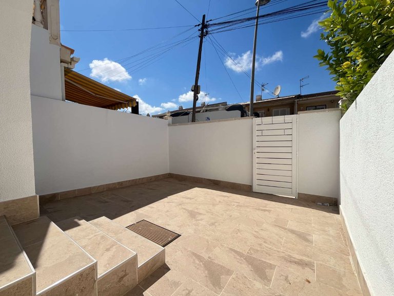 Town House for Sale in Torrevieja, Alicante 4