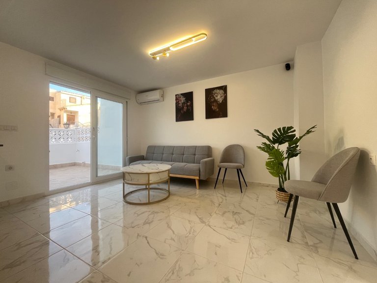 Town House for Sale in Torrevieja, Alicante 8