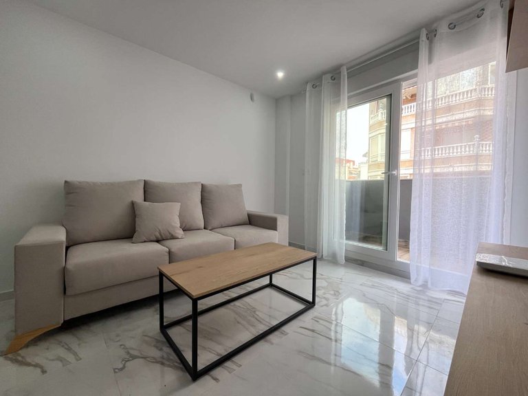 Apartment for Sale in Torrevieja, Alicante 8