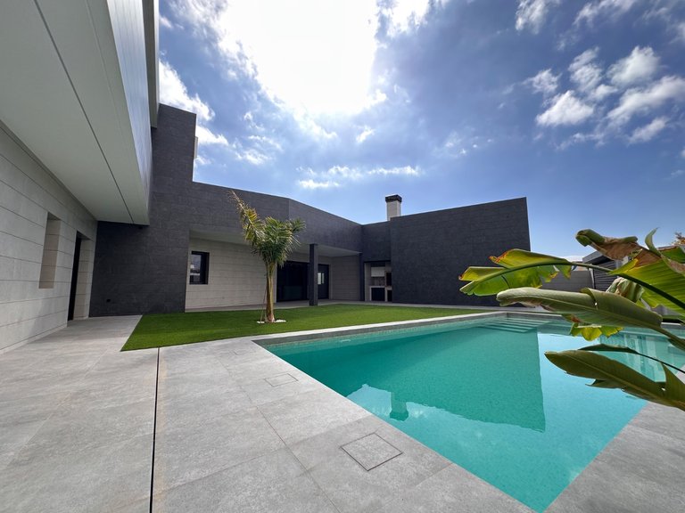 Villa for Sale in San Pedro Del Pinatar, Murcia 3