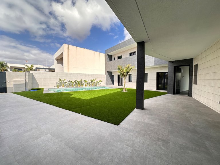 Villa for Sale in San Pedro Del Pinatar, Murcia 4