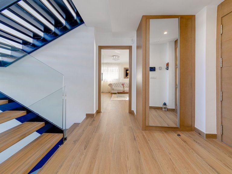 Villa for Sale in Torrevieja, Alicante 41