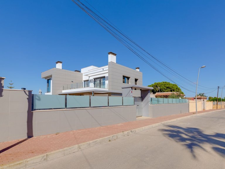 Villa for Sale in Torrevieja, Alicante 34